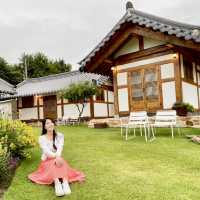 잔디밭+한옥 조합은 사랑이죠🧡