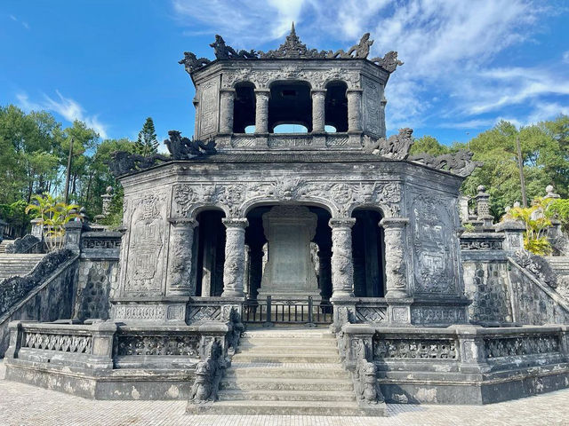 Mausoleum of Emperor Khai 