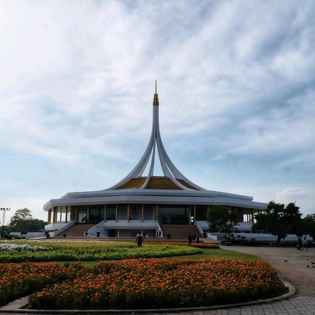 เทศกาลดอกไม้สวนหลวง ร.9