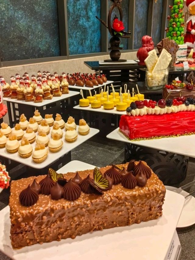 Enchanting Christmas Buffet in M World Hotel PJ
