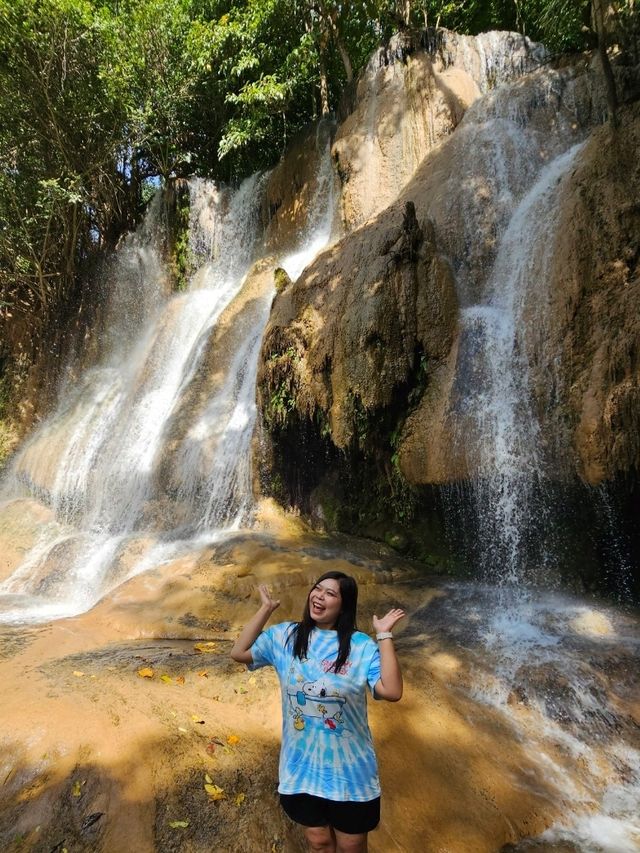 น้ำตกไทรโยคน้อย  กาญจนบุรี