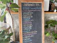 ชิดลม ชมฝาย คาเฟ่