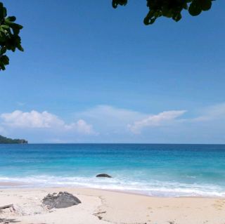 [Indonesia] White sand beach