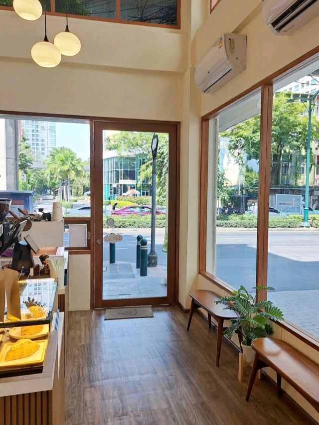 Mitr Roast x Brewsters คาเฟ่พหลโยธิน พญาไท