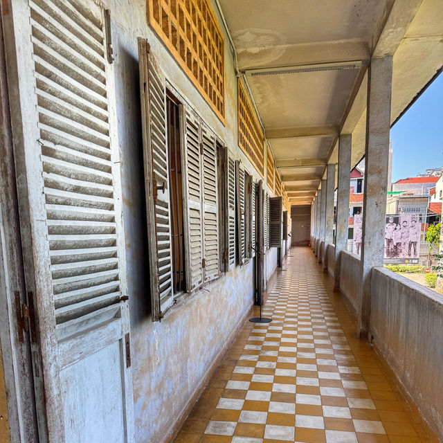 Phnom Penh: Two Days, Tuk Tuks, and Tasty Treats