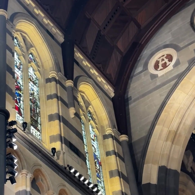 Timeless Elegance and Urban Charm: Flinders Street, St Paul Cathedral and Hosier Ln