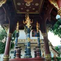 สักการะพระสิงห์เชียงแสนของเมืองเชียงราย