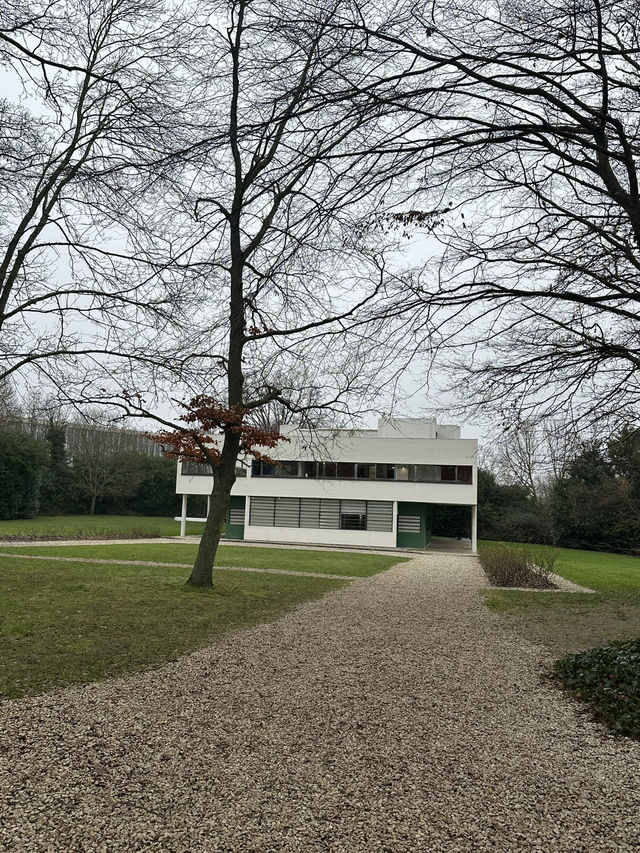 【フランス/ポアシー】世界遺産のモダン建築🏠