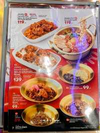OPPA DAEK ร้านอาหารเกาหลี สีโต๊ะกระแทกตามาก