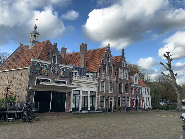 River town Edem - boating around the Dutch canals 🛶