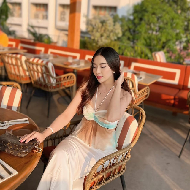 ร้านหอสมุทร (Horsamut) 🧡🌈 รัานสวย อาหารอร่อย💫