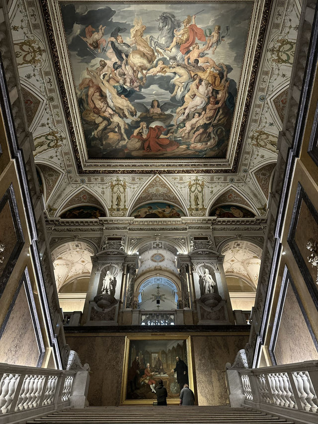 Unveil the Wonders of the Natural World at Vienna’s Natural History Museum