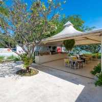 Kiss Cafe & Beach Cuisine 