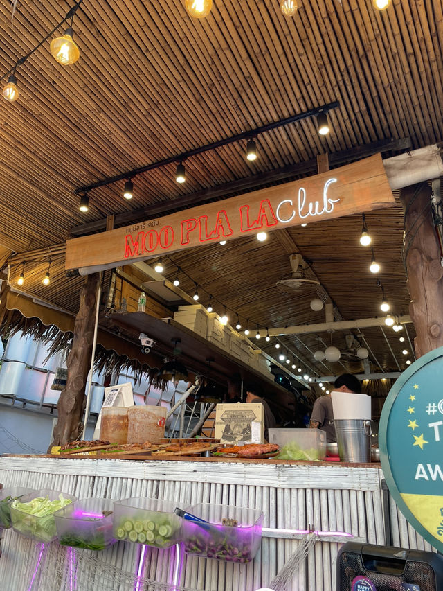หมูปลาร้า ร้านต้นตำหรับ บางแสน🏝️