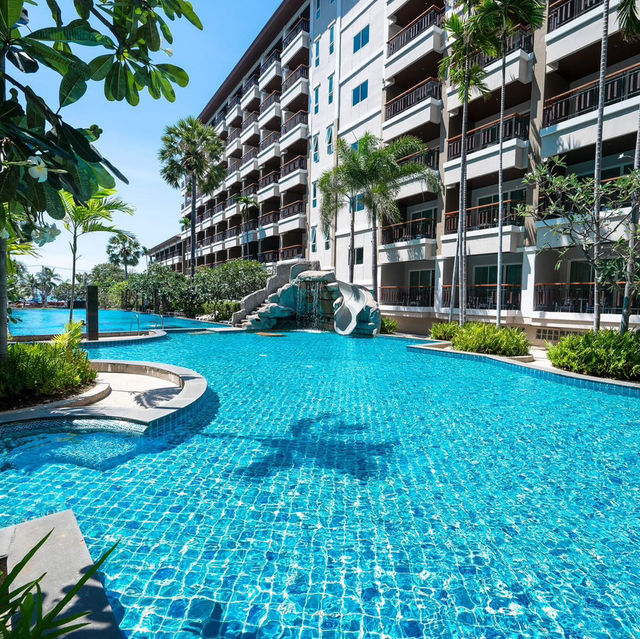 Welcome World Beachfront Resort  
