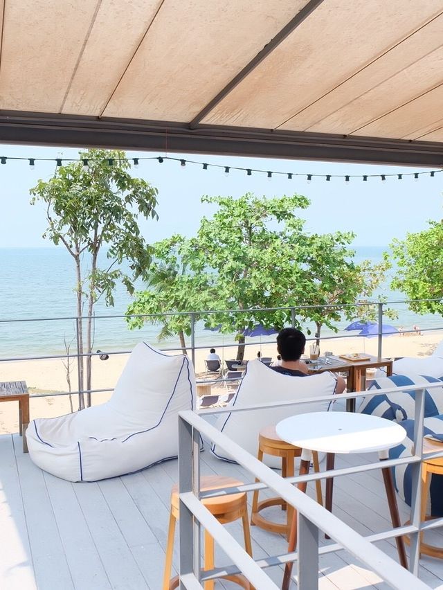 Skoop Beach Café Pattaya