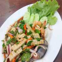 จิ้งนำ ขาหมู