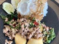 ร้าน กะเพราเด้อ