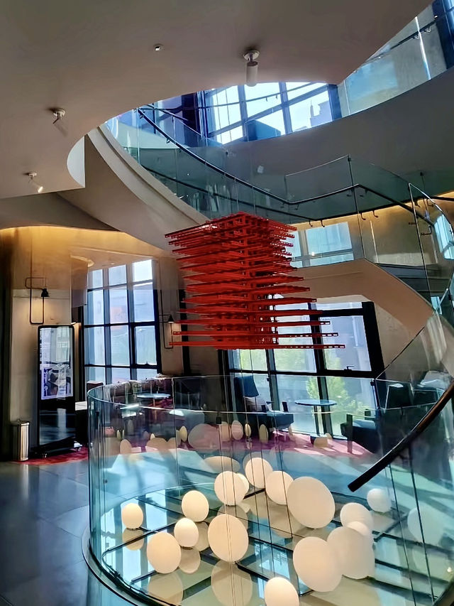 好愛色彩繽紛的設計 首爾弘大必住！超時尚Ryse Hotel住宿體驗，藍瓶咖啡就在樓下