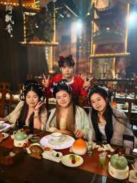 SHANGHAI with 3 teenage GIRLS