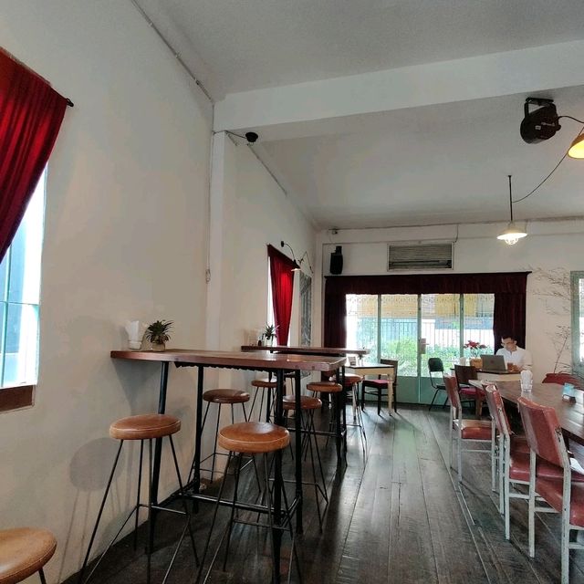 Kice food and cappucino