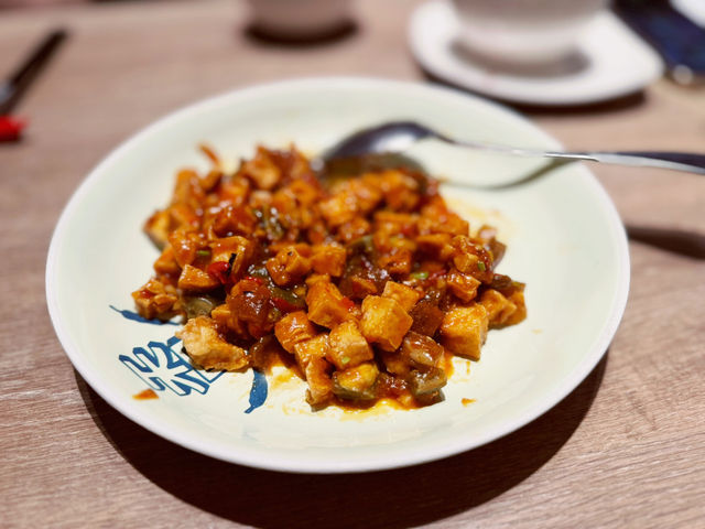 《開飯川食堂 · 義享店》