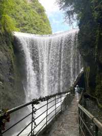 Hidden waterfall in Guizhou