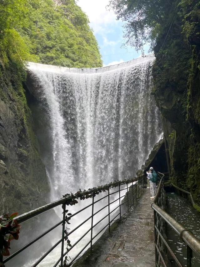 Hidden waterfall in Guizhou
