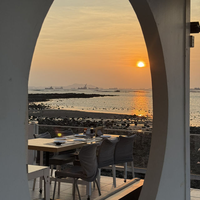 Bakkai Seaside Kitchen 