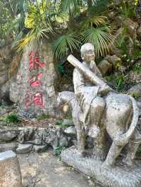 Zhanggong Cave: A Thrilling Underground Adventure
