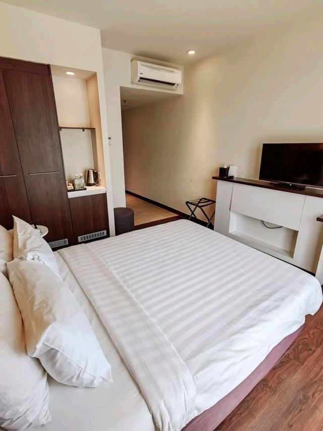 "The Best Western - Urban Oasis at the Heart of i-City"