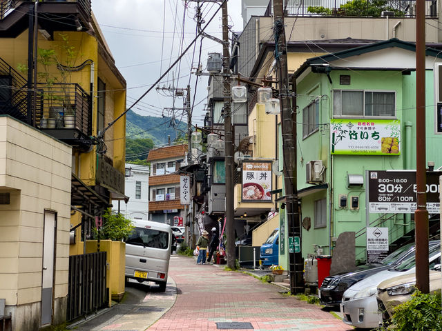 【お土産と温泉の宝庫】箱根湯本温泉街♨️🛍️