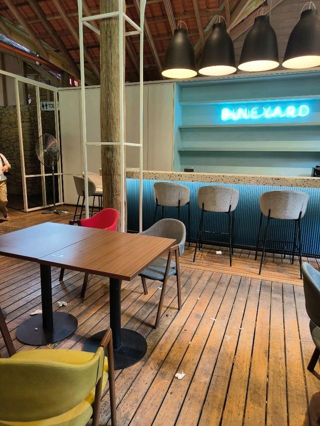 Dining with Natural at Pineyard Café