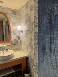Stay in Sentosa, be the first to get to Universal Studios!