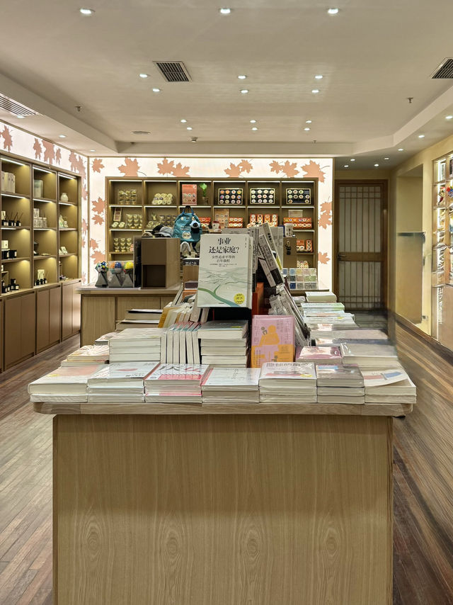 A Modern Book Haven at Shanghai’s Wukang Building