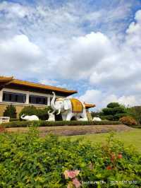 พุทธอุทยาน Fo Guang Shan พระนั่งองค์ใหญ่