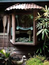 A Hidden Thai-Style Riverside cafe
