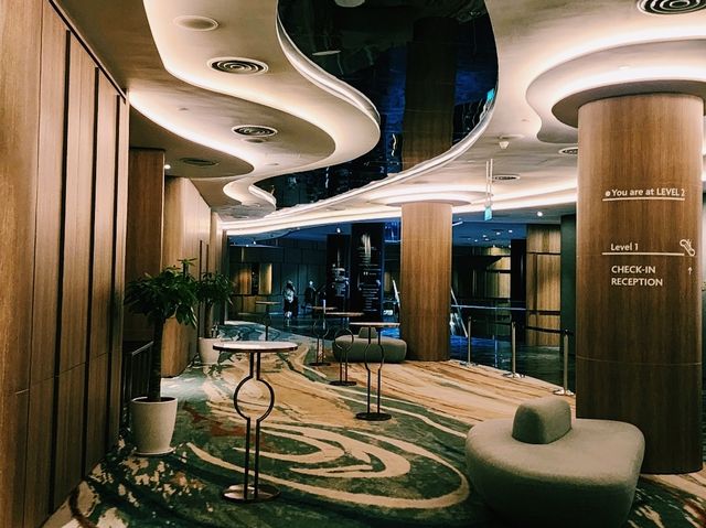 Crowne Plaza Changi Airport: Where Luxury Meets Transit
