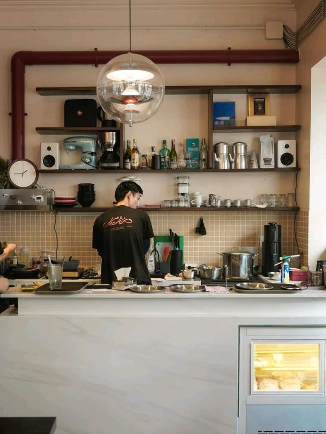 Xe Chỉ is a must-visit for those seeking a refined dining experience in Hanoi, Xe Chỉ is a must-visit for those seeking a refined dining experience in Hanoi,