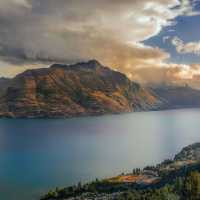 Spring in Queenstown: Lakes, Peaks & Adventure