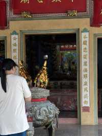ไหว้พระขอพรที่ศาลหลักเมืองตราด!