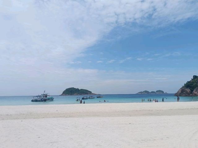 Redang Island – Turquoise Dreams & Powdered Sugar Sands