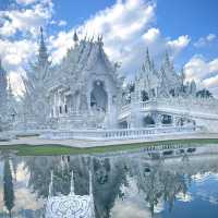 White Temple of Chiang Rai – A Vision in Mirror and Light