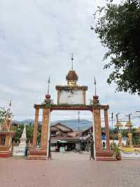 Wat that สัมผัสวัดพื้นบ้านสวยๆที่วังเวียง 