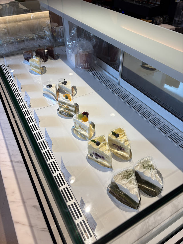 행복한 순간을 특별하게 만들어주는 ‘콘피’🍰🍰