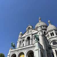 Montmartre, Paris: Romance with a Sharp Edge ✨🎨
