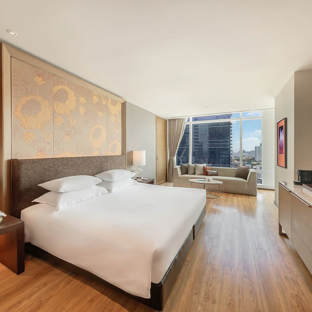 Seamless Luxury in the Heart of Bangkok