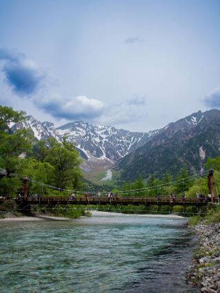 Relax and unwind at the natural art of "Nagatoro Rock Beds"
