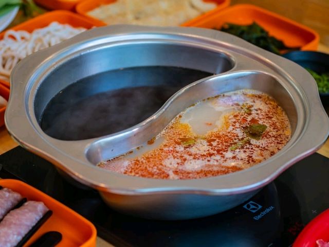 ร้านชาบูสุดฟินมาสี่จ่ายสาม พัทยา