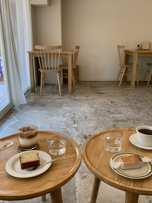 【大阪🇯🇵】あたたかな陽射しを感じられるカフェへ。